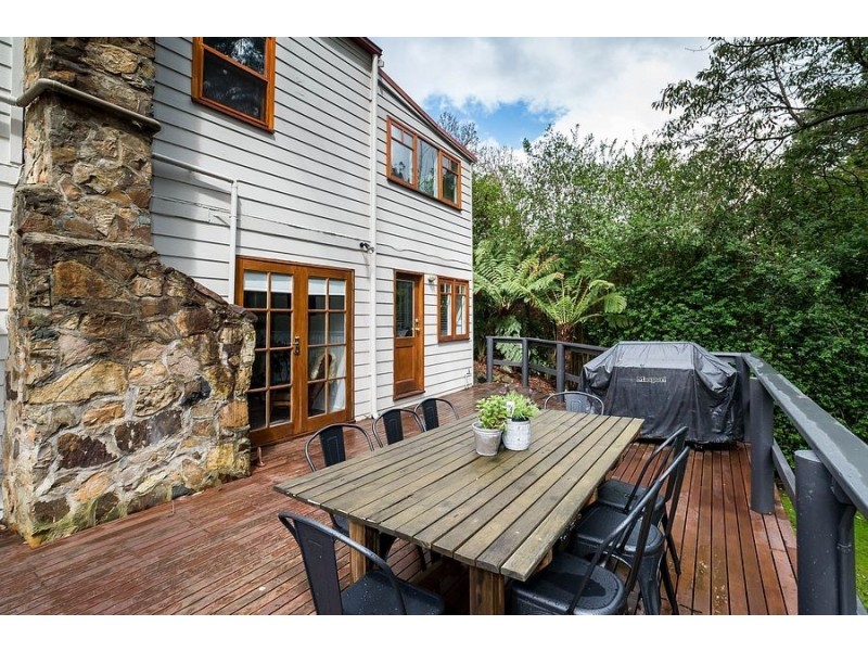 125 Monbulk Road, Kallista VIC 3791