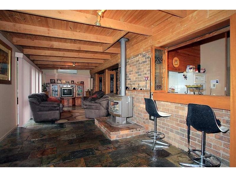 4 Runnymede Road, Belgrave VIC 3160