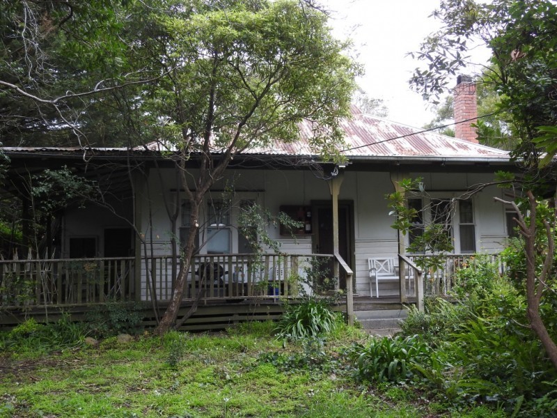 24 Bayview Avenue, Upwey VIC 3158