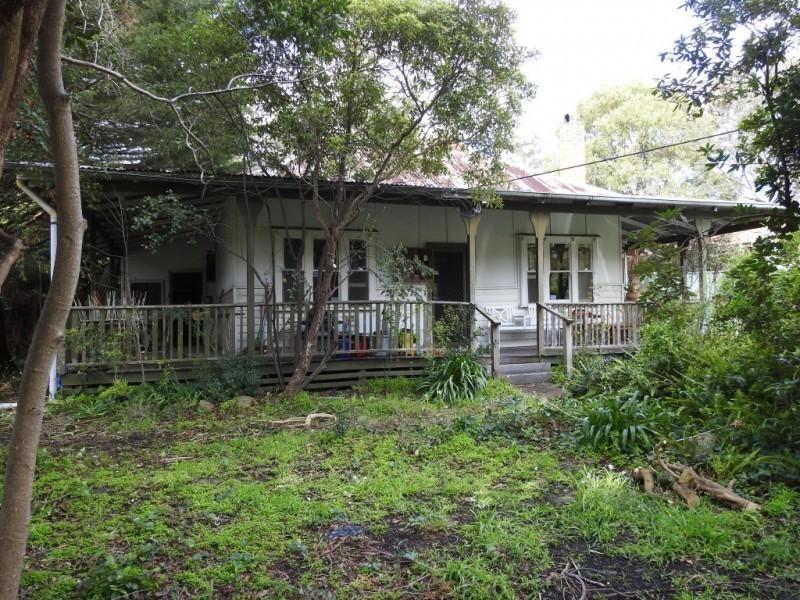 24 Bayview Avenue, Upwey VIC 3158