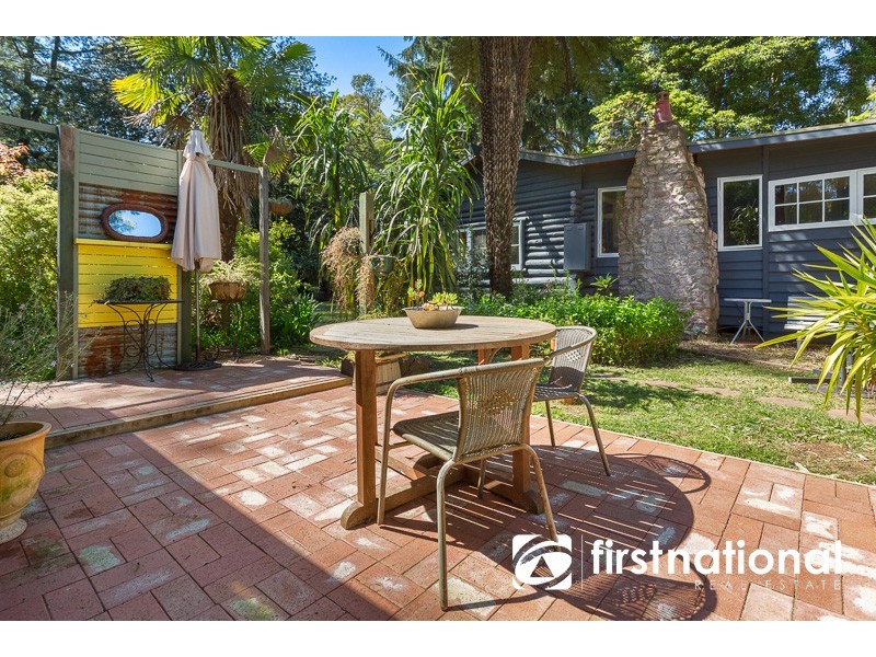 1 Charman Avenue, Emerald VIC 3782