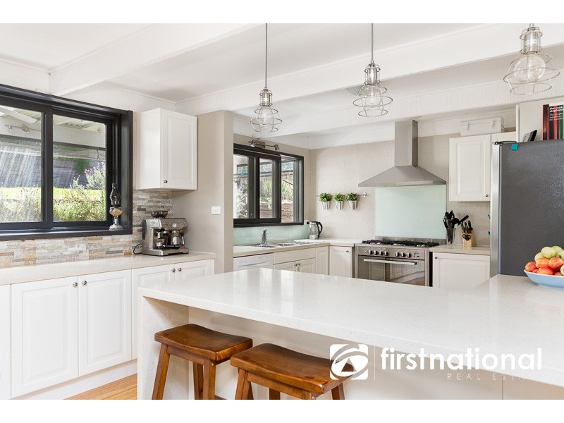 15 Emerald Lake Road, Emerald VIC 3782