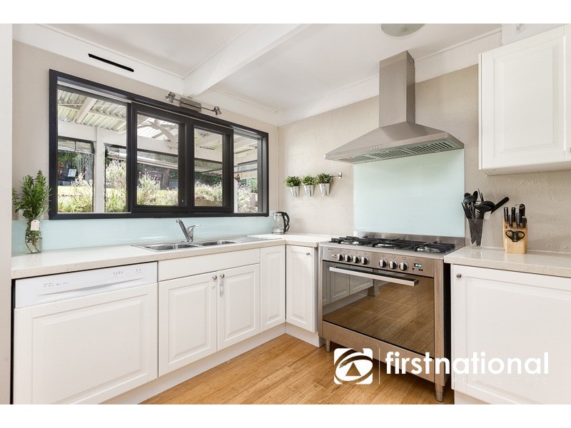 15 Emerald Lake Road, Emerald VIC 3782