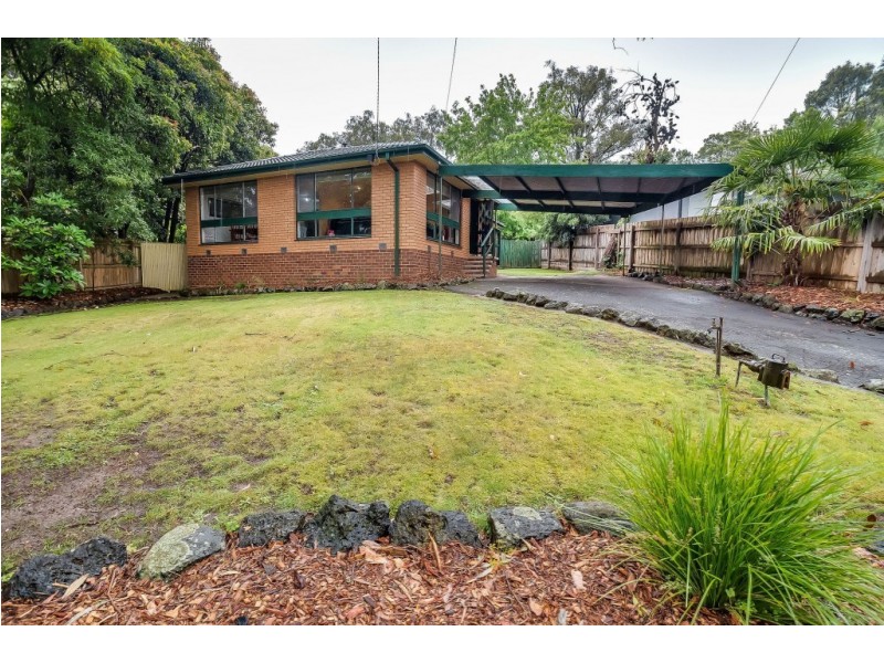 4 Ferndale Avenue, Upwey VIC 3158