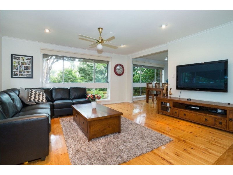 4 Ferndale Avenue, Upwey VIC 3158