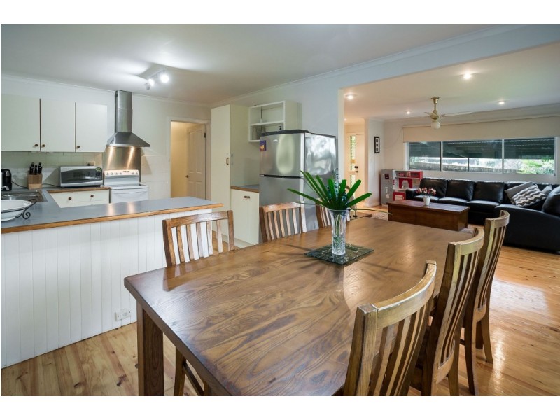 4 Ferndale Avenue, Upwey VIC 3158