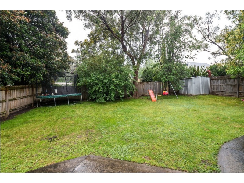 4 Ferndale Avenue, Upwey VIC 3158