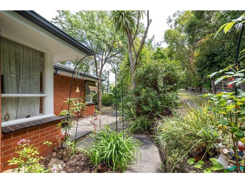 4 Gums Avenue, Belgrave VIC 3160