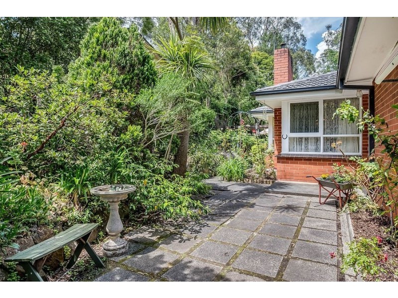 4 Gums Avenue, Belgrave VIC 3160