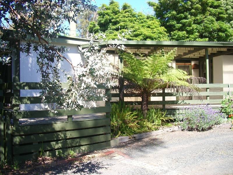 2/404 Glenfern Road, Upwey VIC 3158