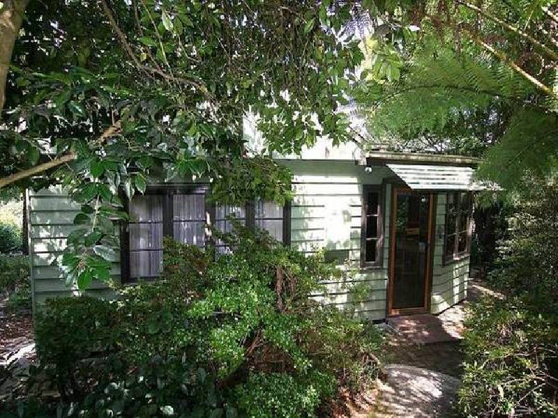 30 Blackwood Street, Tecoma VIC 3160