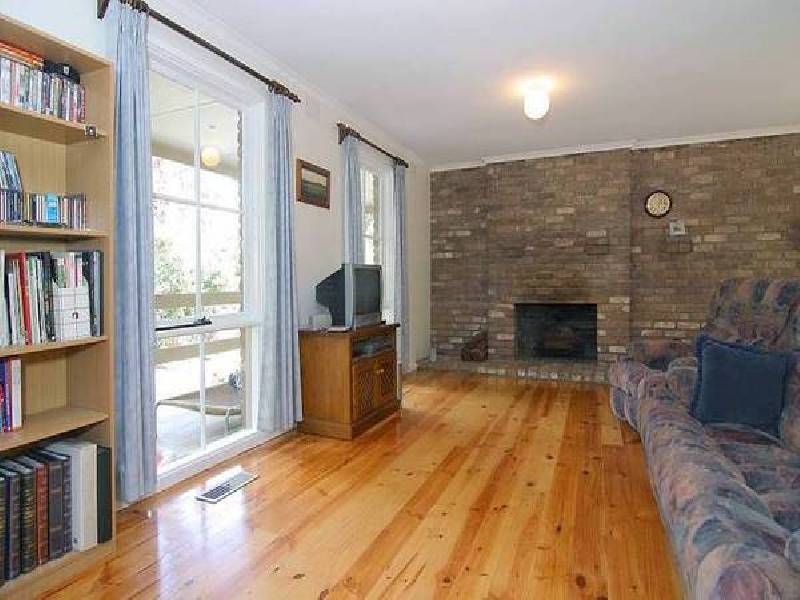 54 Glenfern Avenue, Upwey VIC 3158