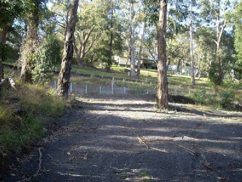 7 Cedar Grove, Selby VIC 3159