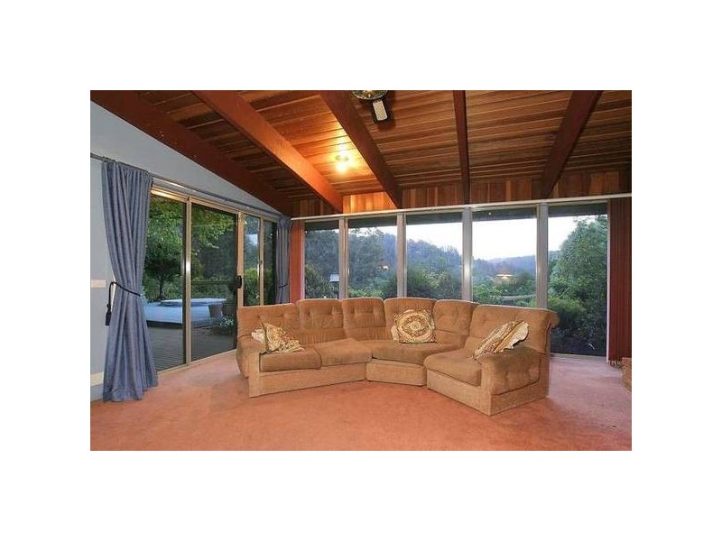 92 Kallista Emerald Road, The Patch VIC 3792