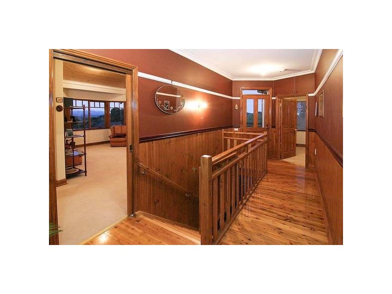 25 Heroes Avenue, Emerald VIC 3782