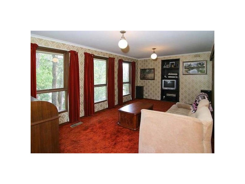 Glenfern Avenue, Upwey VIC 3158