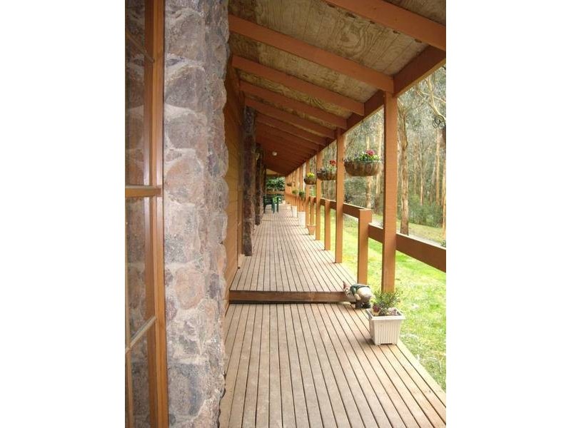 Ronald Avenue, Selby VIC 3159