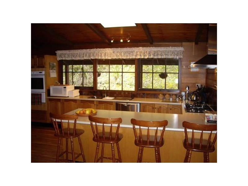 Ronald Avenue, Selby VIC 3159