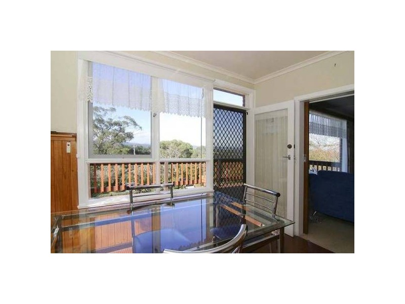 9 Deviation Road, Belgrave South VIC 3160