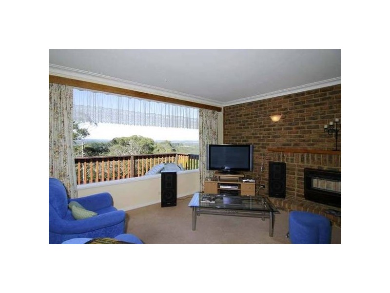 9 Deviation Road, Belgrave South VIC 3160