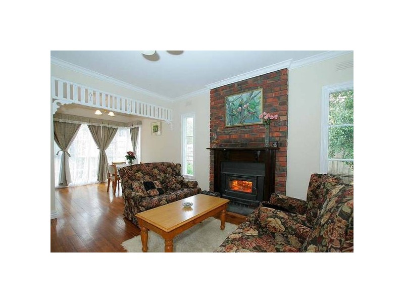 2 Alec Street, Tecoma VIC 3160