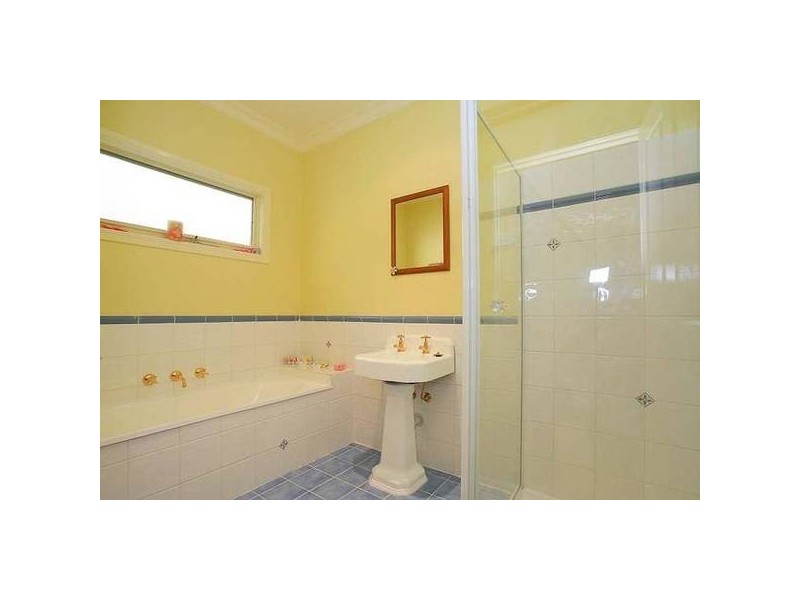 13 Finmere Crescent, Upper Ferntree Gully VIC 3156