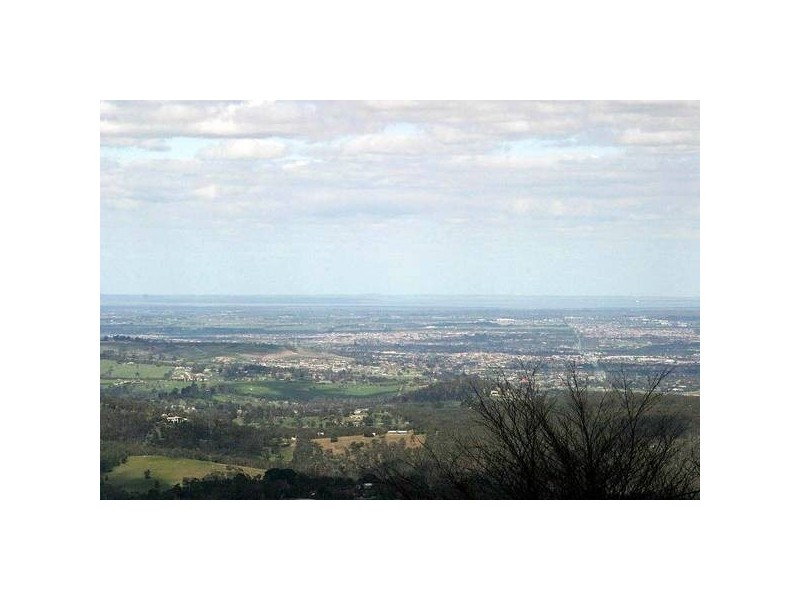 11 School Road, Ferny Creek VIC 3786