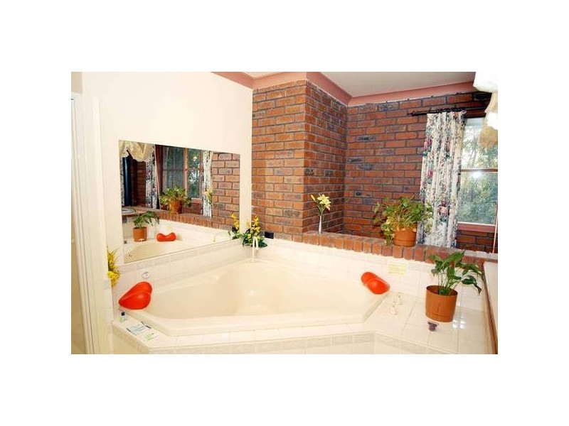 7 Erith Lane, Kalorama VIC 3766