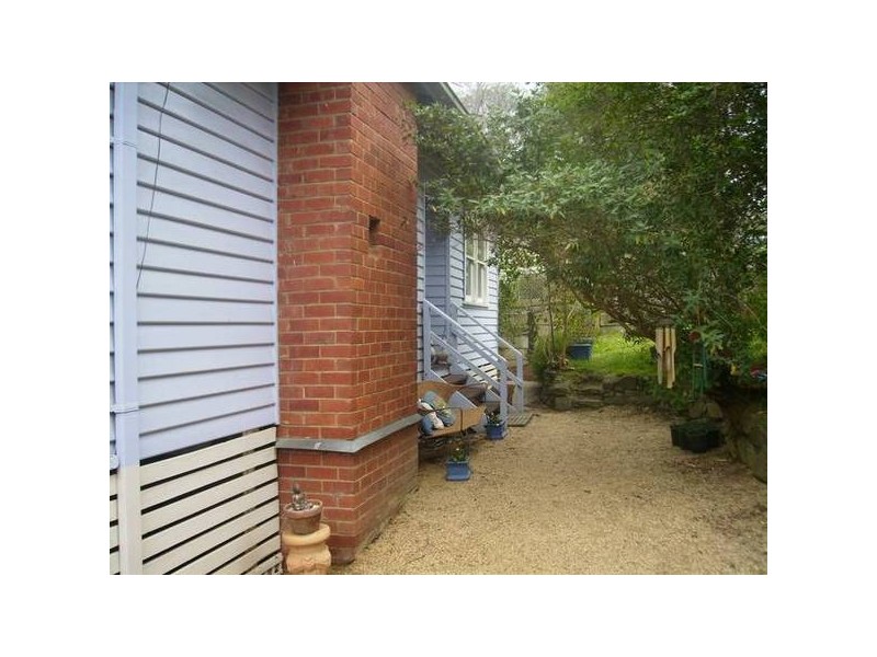 4 Belgrave Gembrook Road (access Via Service Road), Belgrave VIC 3160