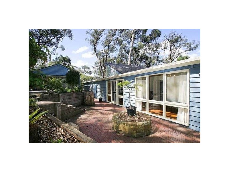 4 Bennett Avenue, Belgrave VIC 3160