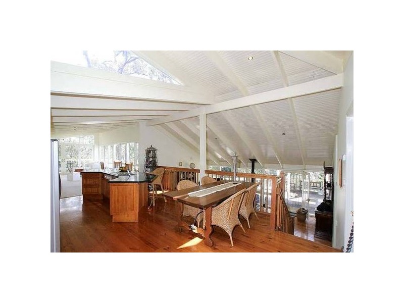 4 Bennett Avenue, Belgrave VIC 3160