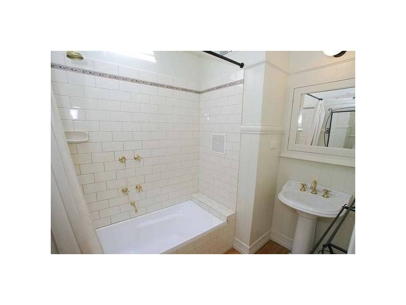 4 Bennett Avenue, Belgrave VIC 3160