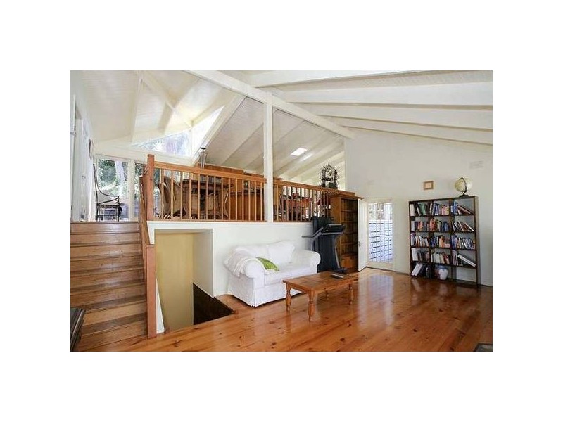 4 Bennett Avenue, Belgrave VIC 3160