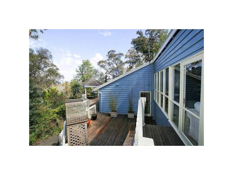 4 Bennett Avenue, Belgrave VIC 3160