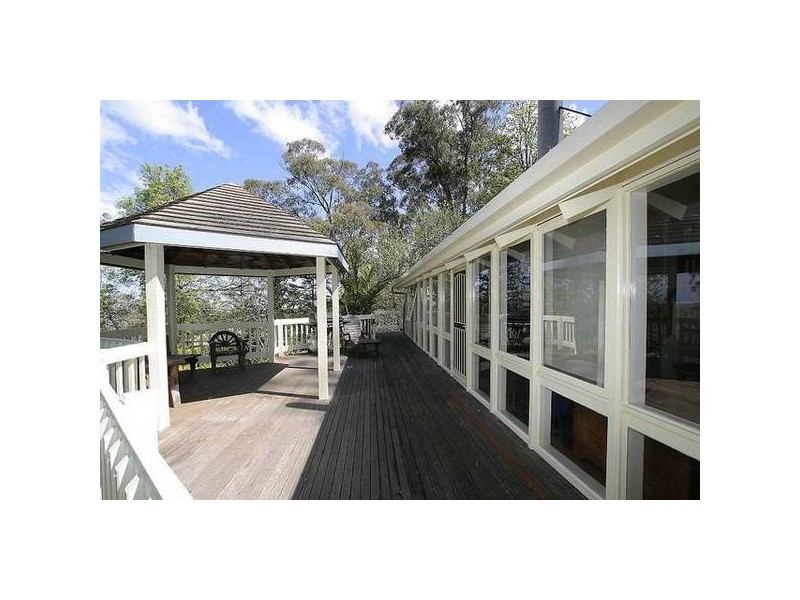 4 Bennett Avenue, Belgrave VIC 3160