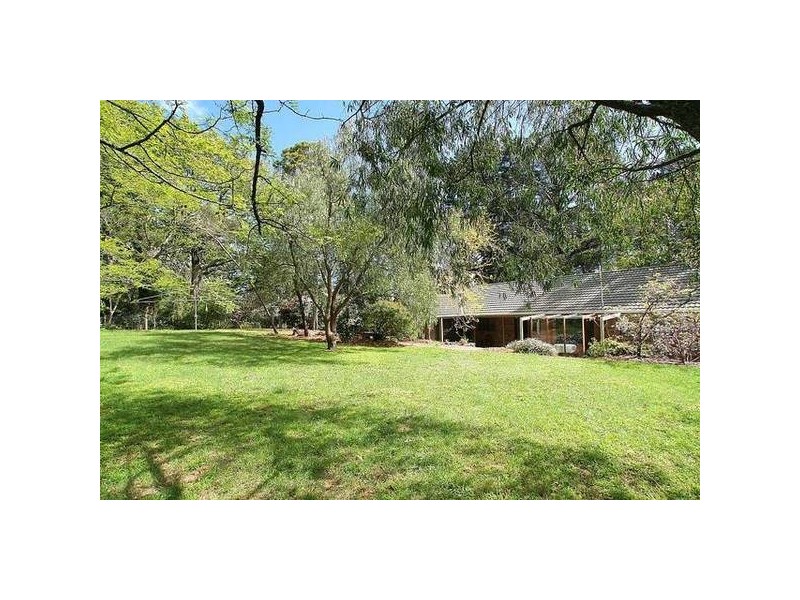 20 Heather Grove, Belgrave South VIC 3160