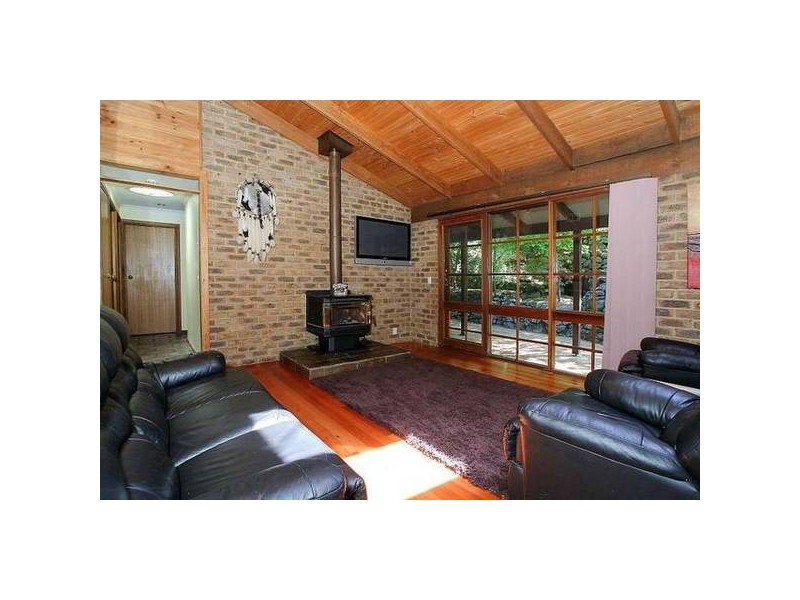 79 Temple Road, Selby VIC 3159