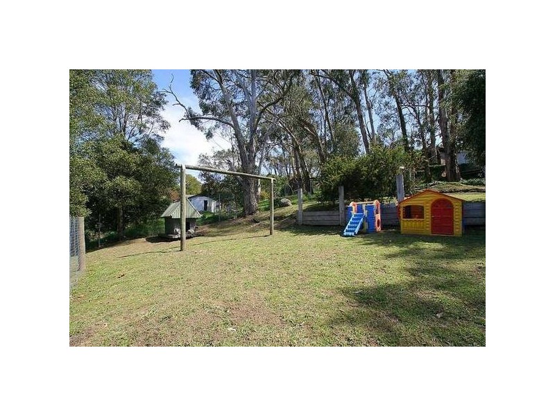 79 Temple Road, Selby VIC 3159