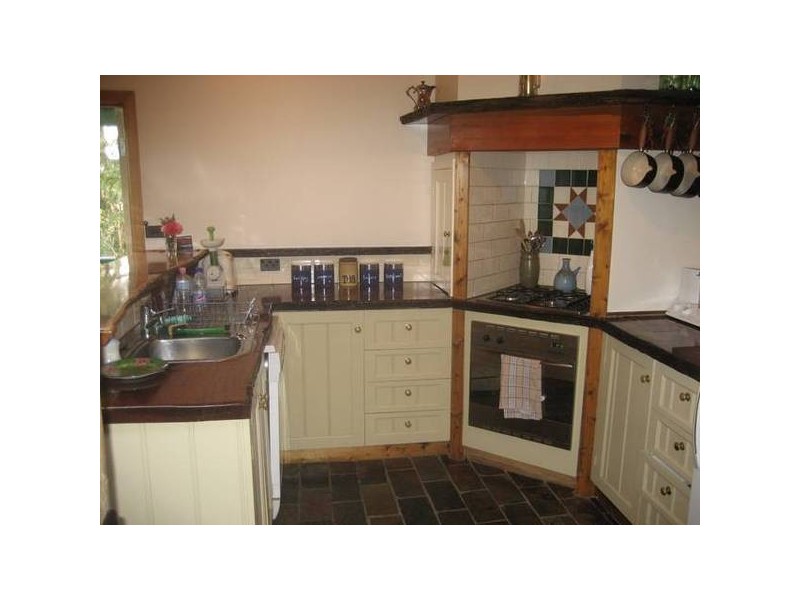 4 Eveline Road, Selby VIC 3159