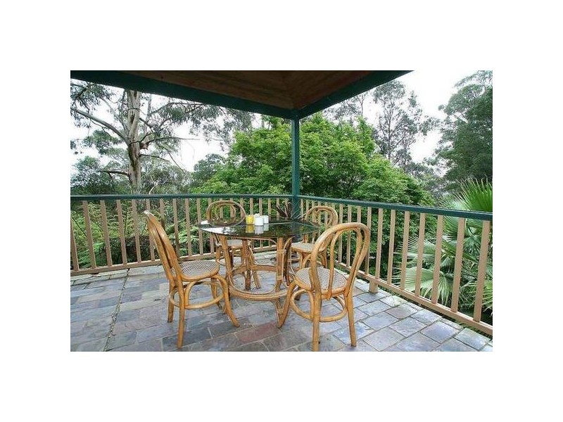 4 Eveline Road, Selby VIC 3159