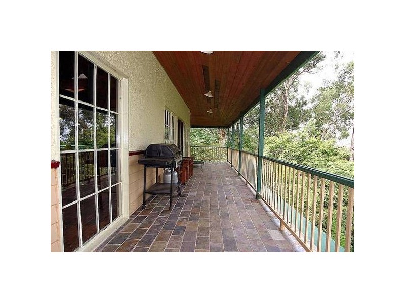 4 Eveline Road, Selby VIC 3159