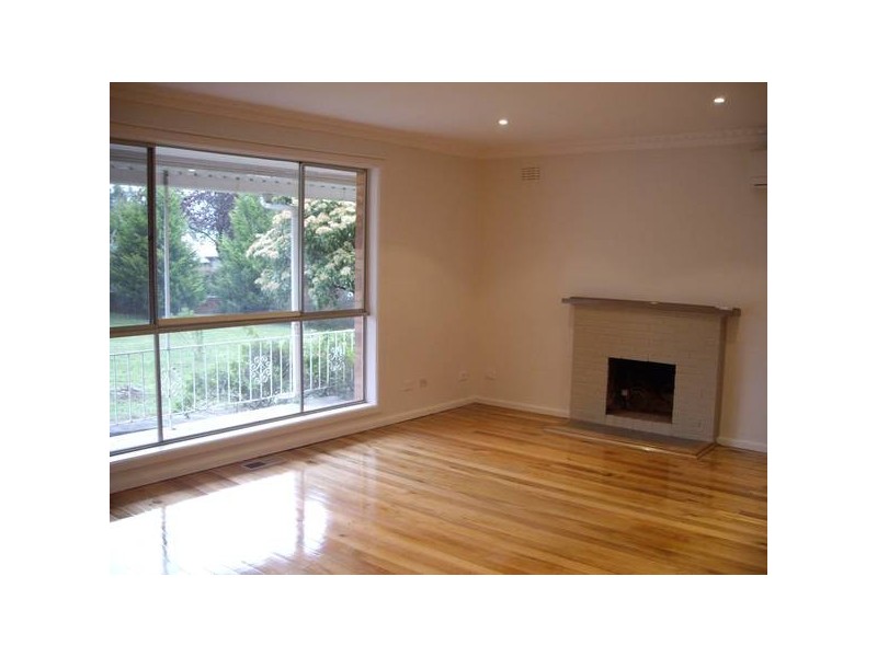 1 Wattle Avenue, Belgrave VIC 3160