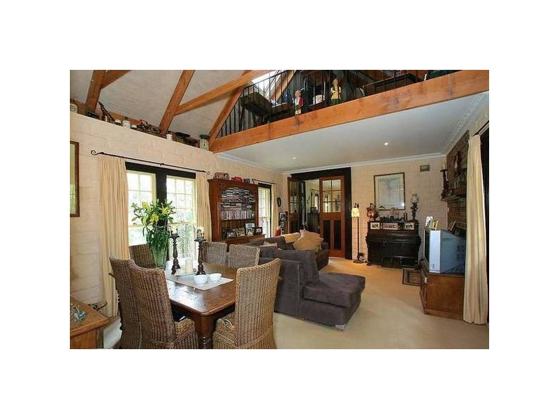 10 Kallista Emerald Road, Kallista VIC 3791
