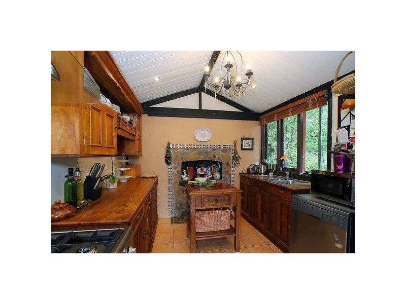 1576 Mt Dandenong Tourist Road, Olinda VIC 3788