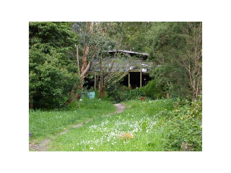 22 Gordon Avenue, Tecoma VIC 3160