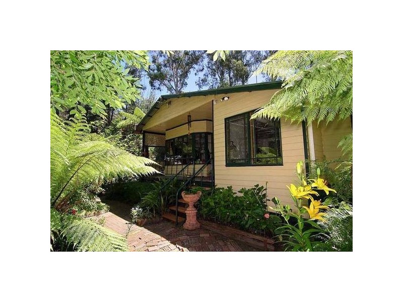 1 Acacia Avenue, Upwey VIC 3158