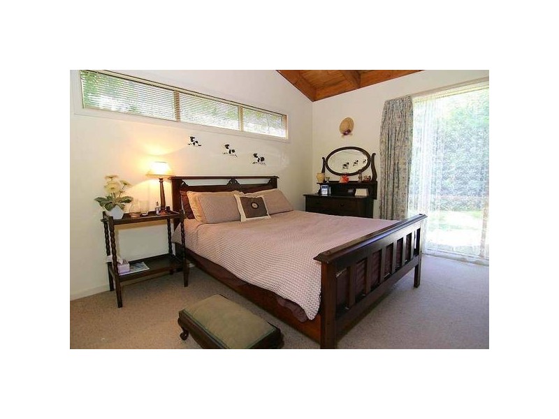 1 Acacia Avenue, Upwey VIC 3158