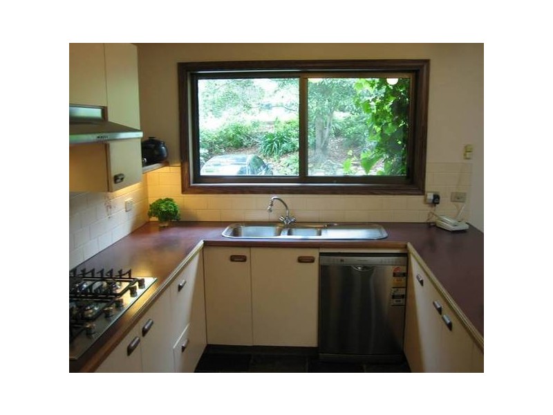 14 Forest Park Road, Upwey VIC 3158
