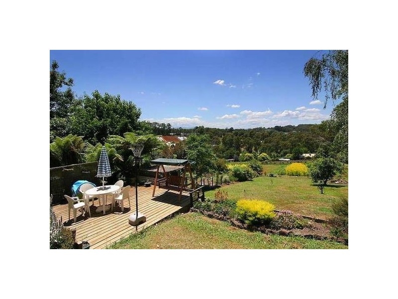 76 Moores Road, Monbulk VIC 3793