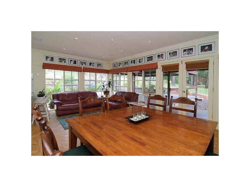 70 First Avenue, Cockatoo VIC 3781